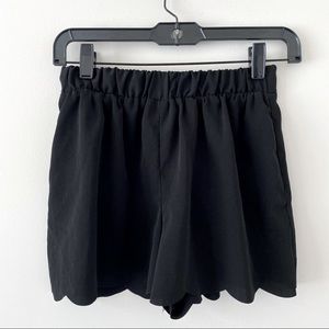 Aqua Black Shorts from Bloomingdales Size XS Excellent Condition